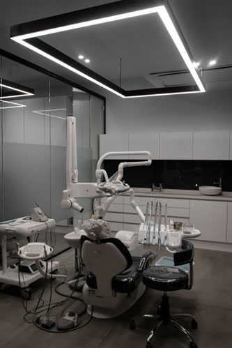  نورپردازی مطب دندان پزشکی دکتر بیرقی 188